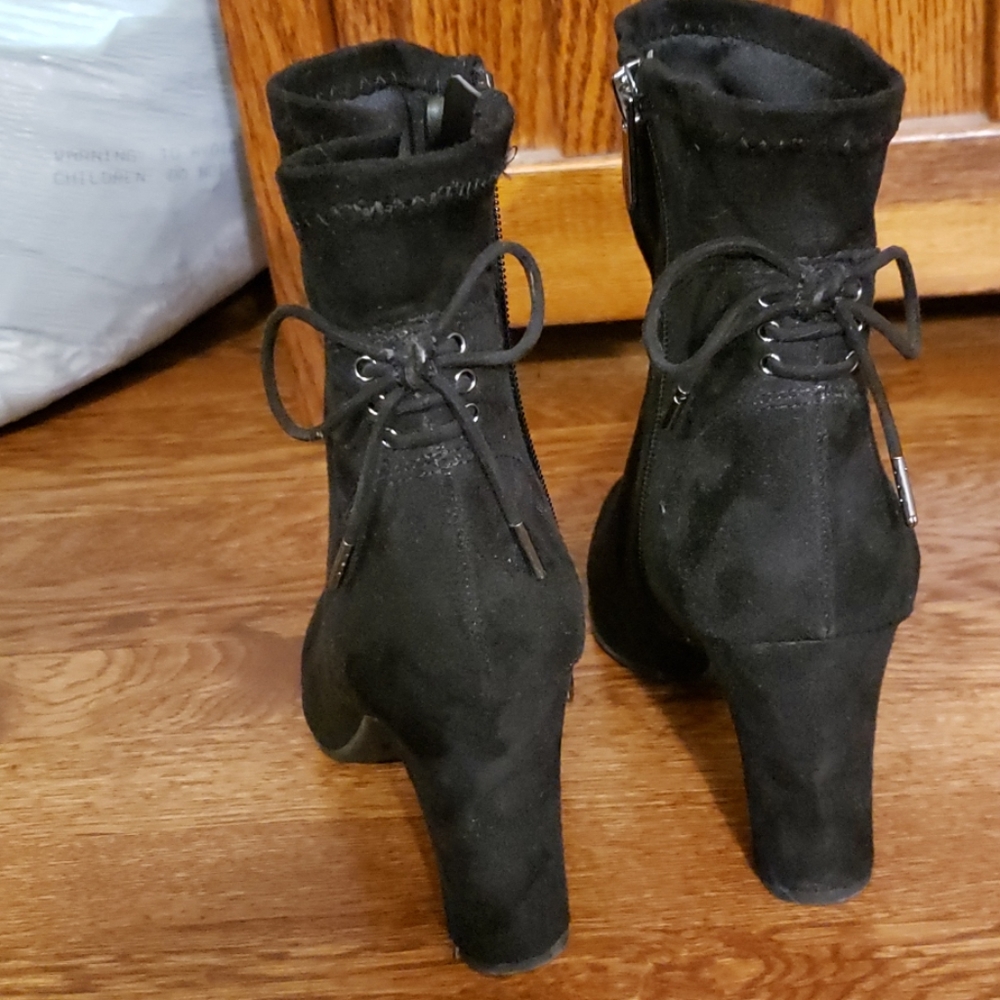 3/$15 Booties - Picture 3 of 5